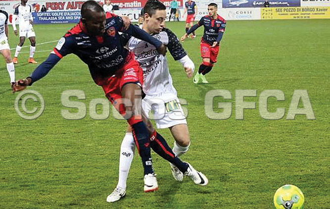 Ligue 2 : Le GFCA concède le nul face à Tours
